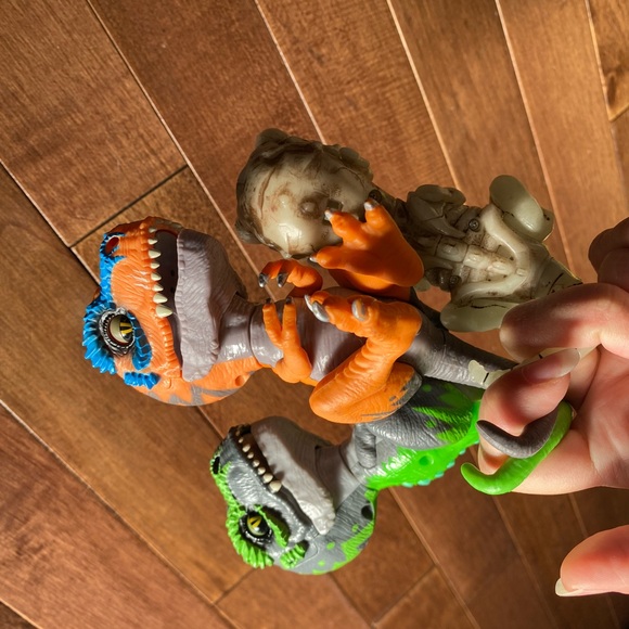 Fingerlings Untamed Dinosaurs lot of 3 - Picture 6 of 6